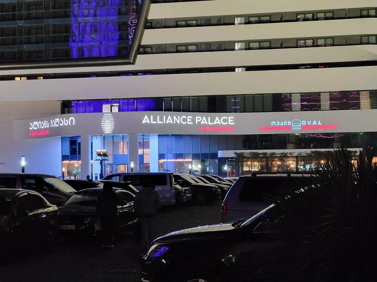 Black Sea Apartments Alliance Palace Батуми Отель